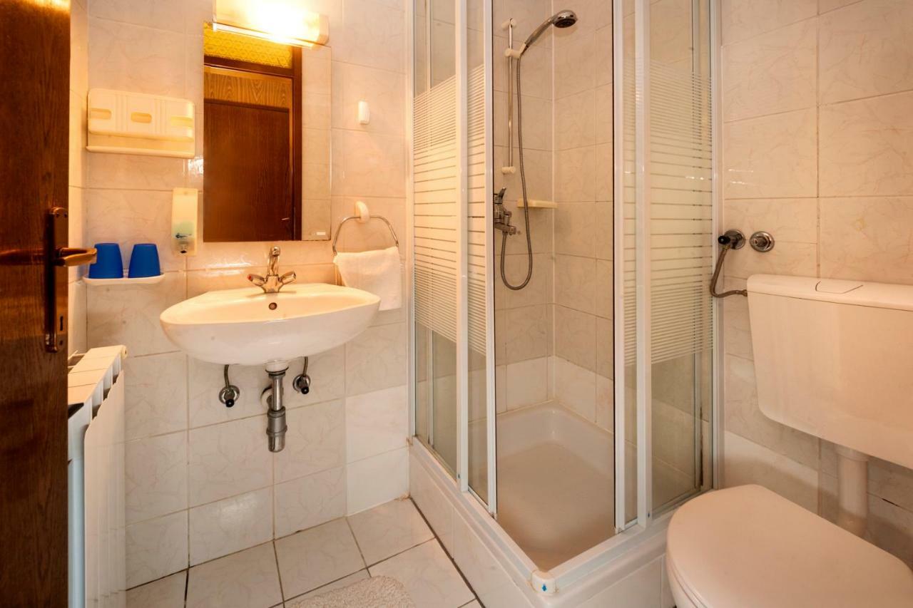 Villa Carolina Tar-Vabriga エクステリア 写真