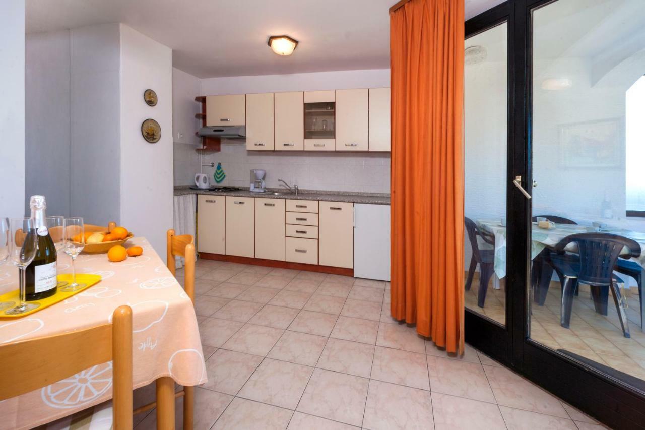 Villa Carolina Tar-Vabriga エクステリア 写真